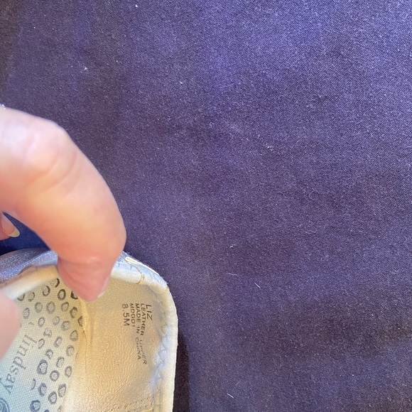 Lindsay Phillips Metallic Silver Flats with Floral Accent - Picture 6 of 7